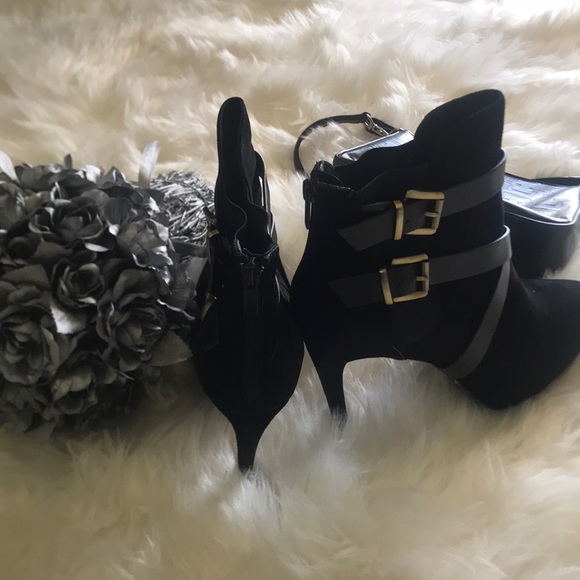 Charles by St Charles Blk-- 9 1/2 M ankle boots 🔥 - Picture 8 of 8